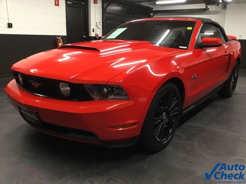 Used 2012 Ford Mustang GT Premium image 16
