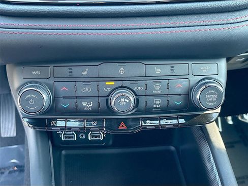 Used 2026 Dodge Durango GT AWD/4WD image 16