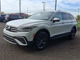 Used 2024 Volkswagen Tiguan SE image 3