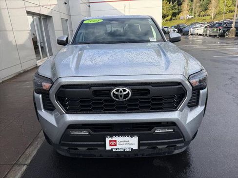 Certified 2024 Toyota Tacoma TRD Off-Road w/ TRD Off Road Upgrade Package image 10
