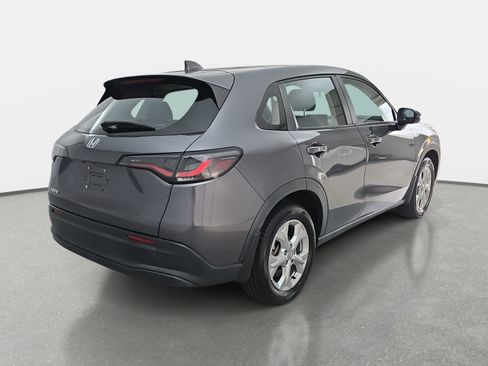 Certified 2023 Honda HR-V LX image 5