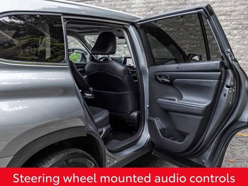 Certified 2025 Toyota Highlander XLE AWD/4WD image 20