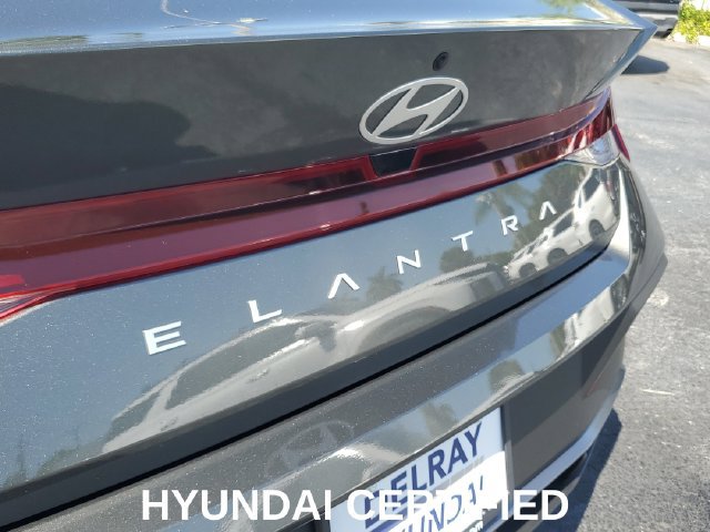 Certified 2026 Hyundai Elantra SE FWD image 7