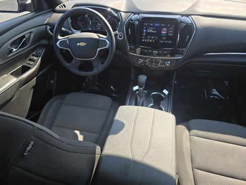 Used 2023 Chevrolet Traverse LT FWD image 32