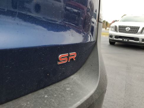 Used 2025 Nissan Kicks SR image 6