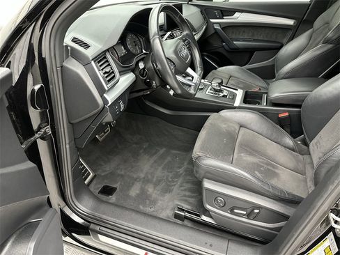 Used 2020 Audi SQ5 Premium w/ Convenience Package image 11