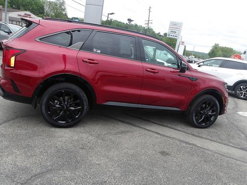 Used 2023 Kia Sorento SX AWD/4WD image 15