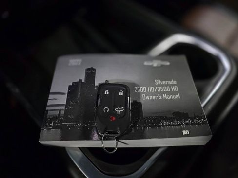 Used 2022 Chevrolet Silverado 3500 High Country image 46