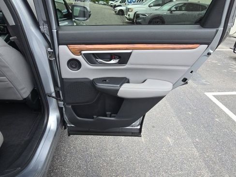 Used 2017 Honda CR-V Touring image 23