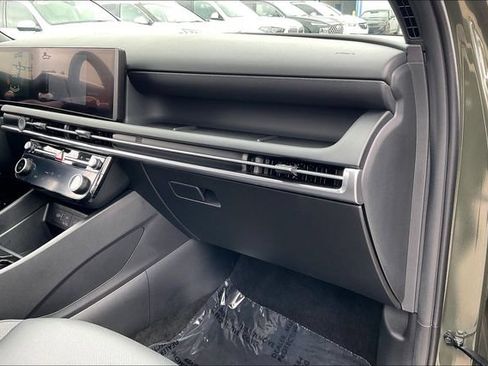 Certified 2026 Hyundai Santa Cruz SEL FWD image 16