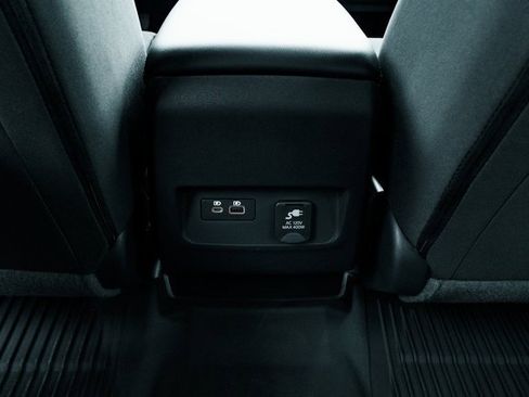 New 2025 Nissan Frontier PRO-4X w/ Pro Convenience Package image 14