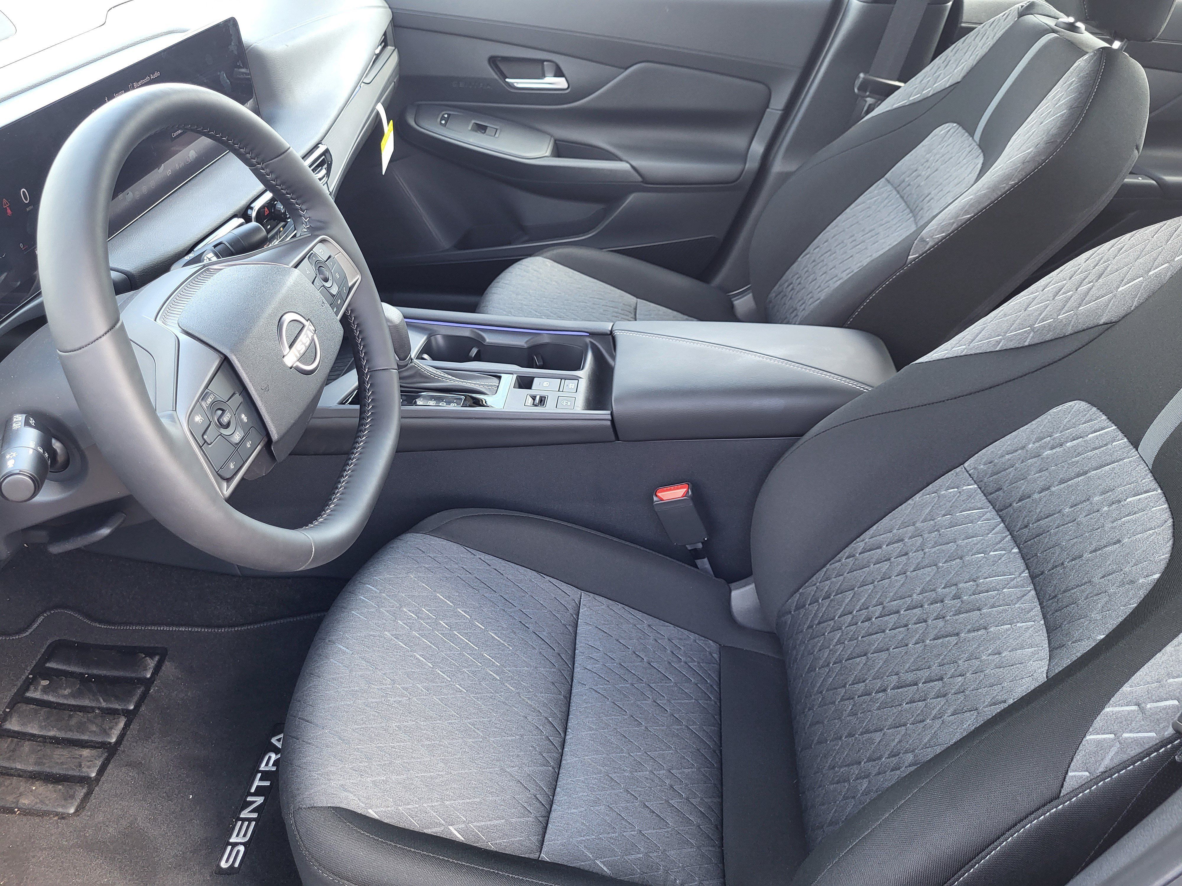 New 2026 Nissan Sentra SV w/ SV Convenience Package FWD image 23