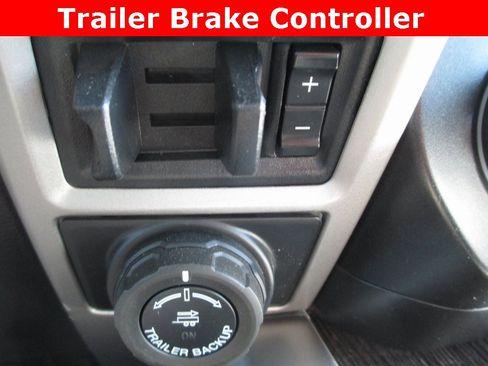 Used 2020 Ford F350 Lariat w/ Lariat Value Package image 17