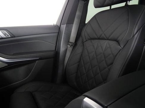 Used 2026 BMW X5 xDrive40i w/ M Sport Package image 26