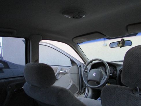 Used 2000 Saturn L-Series LS2 image 32