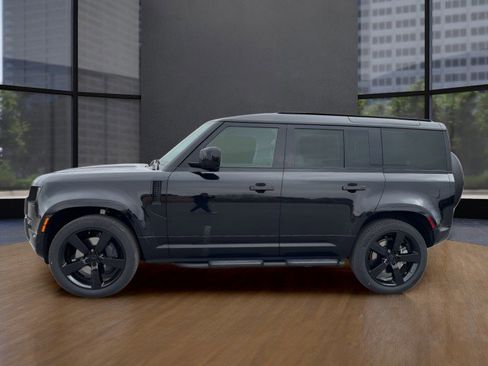 New 2026 Land Rover Defender 110 X-Dynamic SE image 2