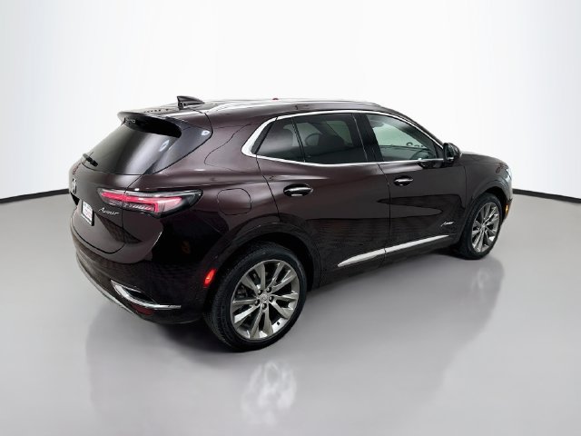 Used 2022 Buick Envision Avenir w/ Technology Package II FWD image 7