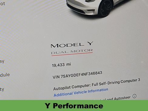 Used 2022 Tesla Model Y Performance AWD/4WD image 11
