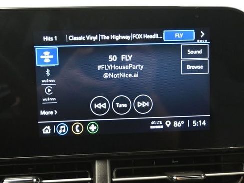 Used 2024 Chevrolet Trax RS w/ Driver Confidence Package FWD image 16