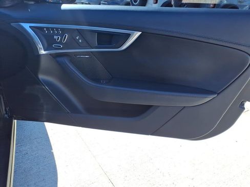 Used 2018 Jaguar F-TYPE R-Dynamic image 26