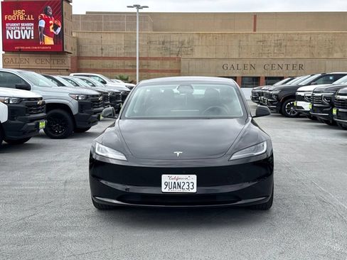 Used 2025 Tesla Model 3 RWD image 2