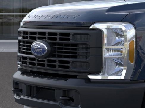 New 2025 Ford F250 XL image 19