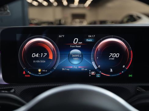 Used 2022 Mercedes-Benz CLA 250 4MATIC image 30