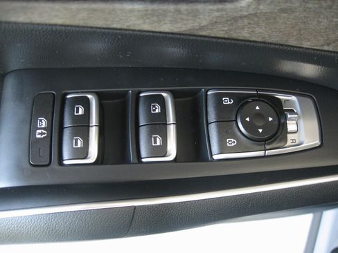 Certified 2023 Kia Sorento X-Line EX image 12