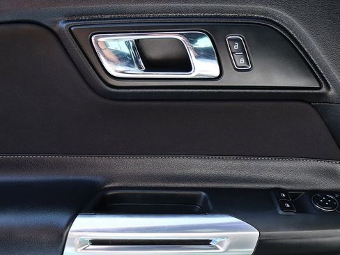 Used 2017 Ford Mustang GT w/ Enhanced Security Package RWD image 34