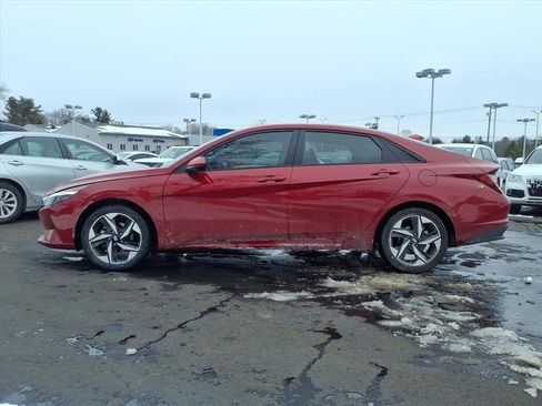 Certified 2023 Hyundai Elantra SEL w/ Convenience Package image 2