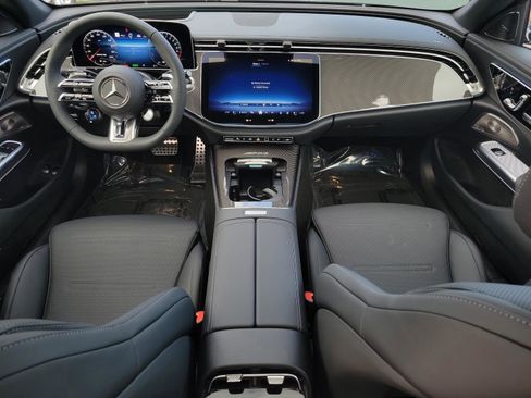 New 2026 Mercedes-Benz E 53 AMG e 4MATIC Sedan image 10