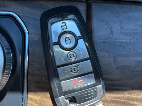 Used 2019 Ford Expedition Platinum AWD/4WD image 54