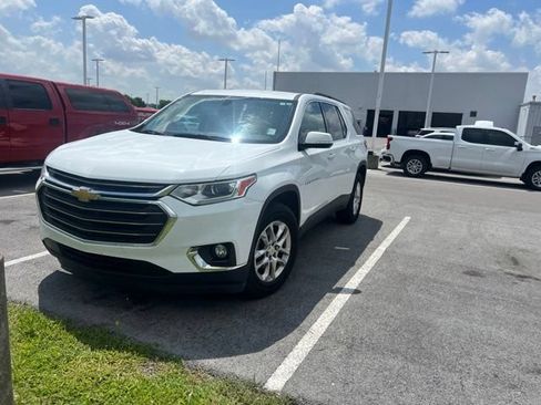 Used 2019 Chevrolet Traverse LT FWD image 4