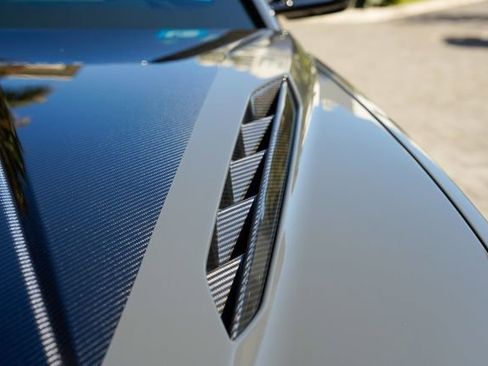 Used 2023 Lamborghini Urus Performante AWD/4WD image 41