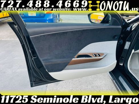 Used 2022 Lucid Air Grand Touring image 12