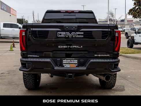 Used 2024 GMC Sierra 2500 Denali Ultimate image 8