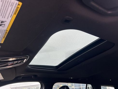 Certified 2023 Jeep Grand Cherokee L Laredo image 13