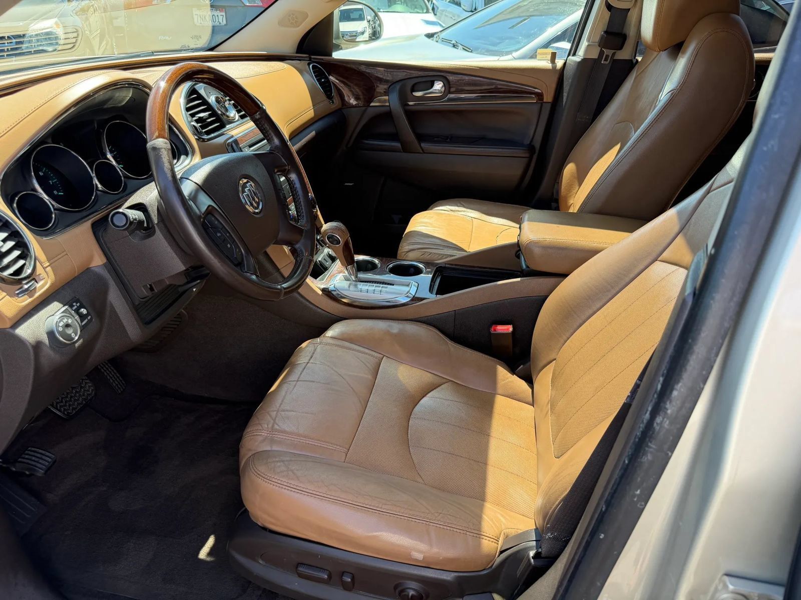 Used 2016 Buick Enclave Leather w/ Trailering Package FWD image 31
