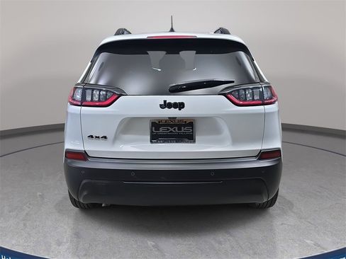 Used 2023 Jeep Cherokee Altitude Lux image 7
