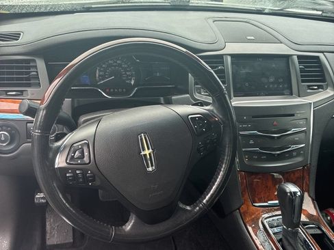 Used 2013 Lincoln MKS AWD image 5