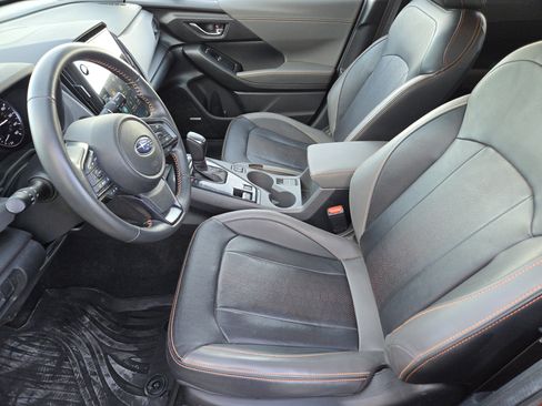 Used 2024 Subaru Crosstrek 2.5i Limited w/ Crosstrek Mirror Package image 13