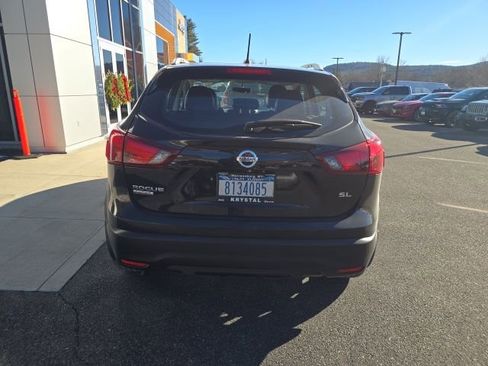 Used 2017 Nissan Rogue Sport SL image 5