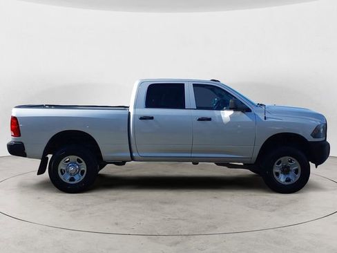 Used 2018 RAM 2500 Tradesman w/ Chrome Appearance Group AWD/4WD image 6