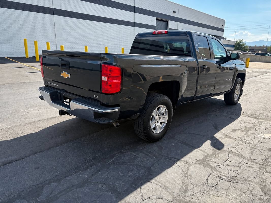Used 2019 Chevrolet Silverado 1500 LT AWD/4WD image 5