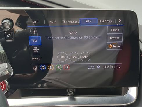 Used 2020 Chevrolet Corvette Stingray Premium Cpe w/ 3LT Preferred Equipment Group image 16