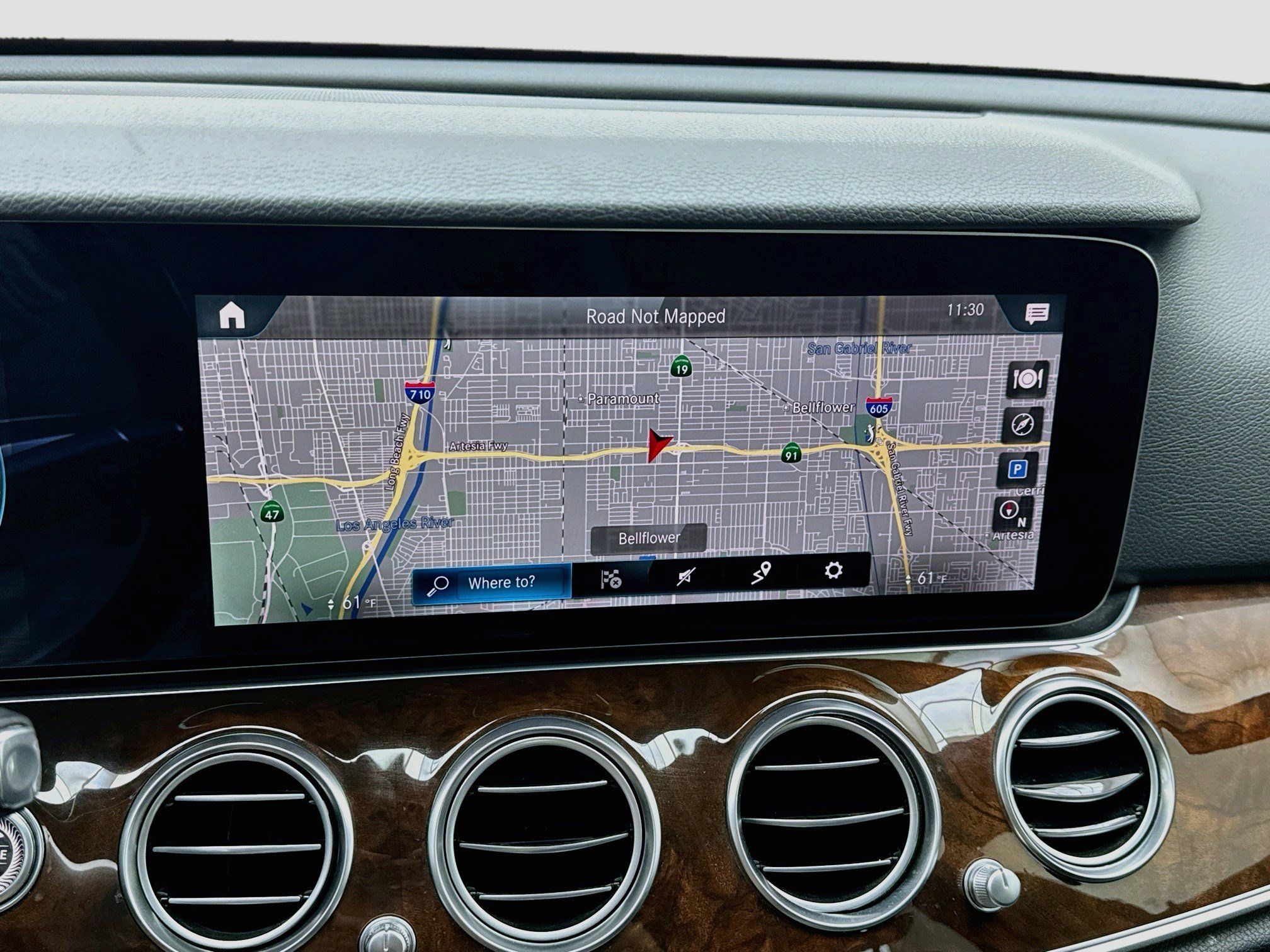 Used 2021 Mercedes-Benz E 350 Sedan image 9