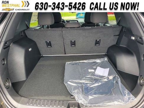 New 2026 Chevrolet Equinox LT image 16