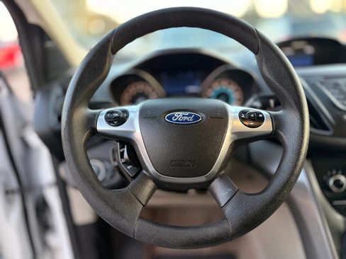 Used 2015 Ford Escape SE FWD image 24