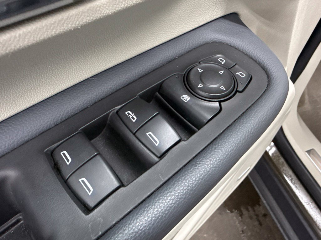 Used 2023 GMC Terrain Denali w/ LPO, Floor Liner Package AWD/4WD image 21