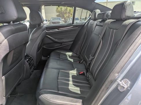 Used 2019 BMW 540i w/ Executive Package RWD image 14